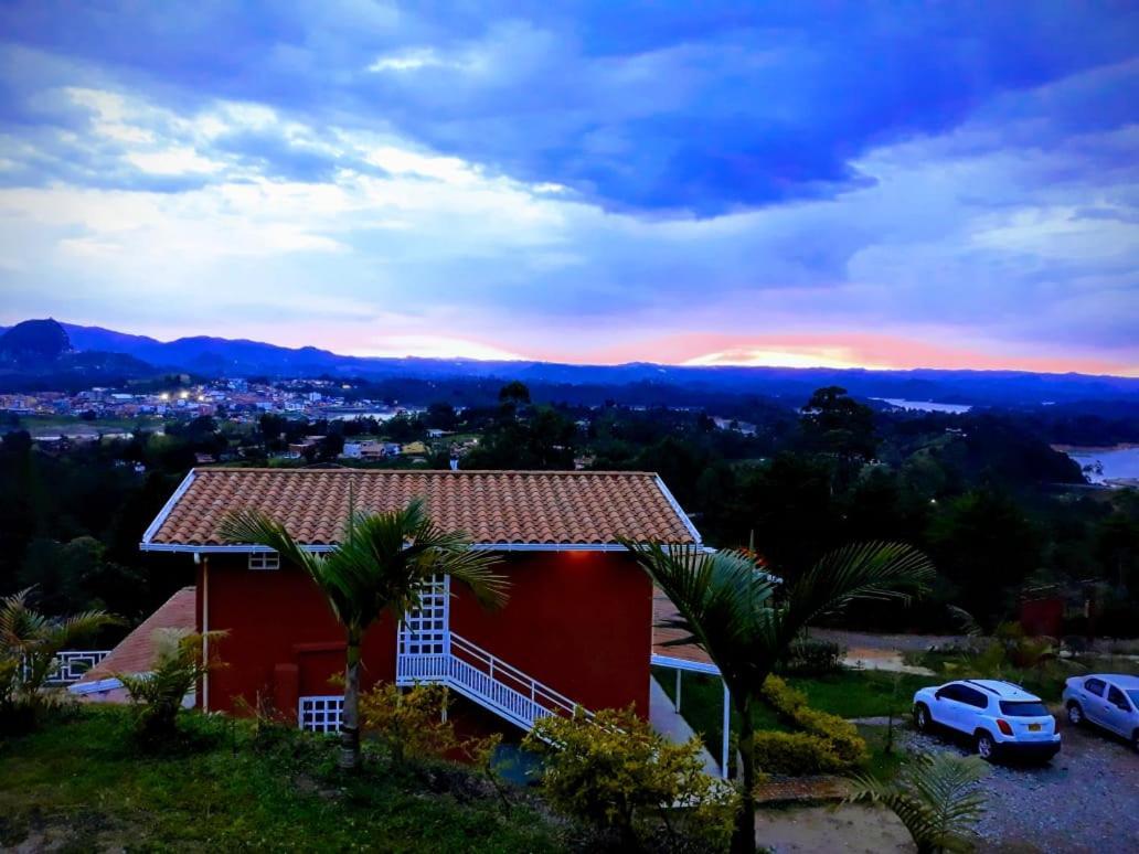 El Mirador De Guatape 2 Hotell Exteriör bild