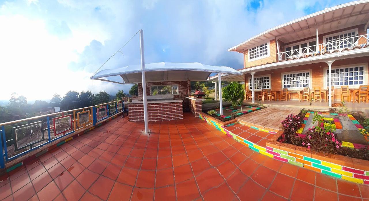 El Mirador De Guatape 2 Hotell Exteriör bild