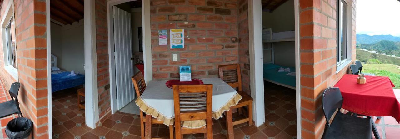 El Mirador De Guatape 2 Hotell Exteriör bild